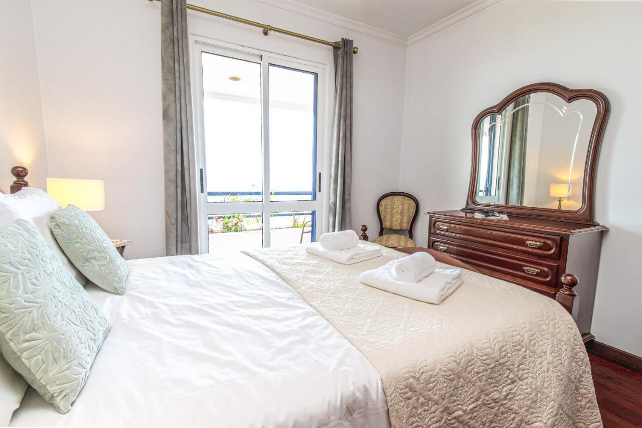 Sea And Sunset View Apartment In Funchal Esterno foto