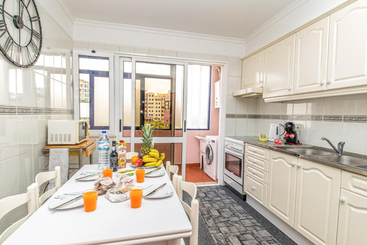 Sea And Sunset View Apartment In Funchal Esterno foto
