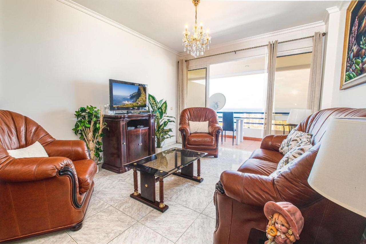 Sea And Sunset View Apartment In Funchal Esterno foto