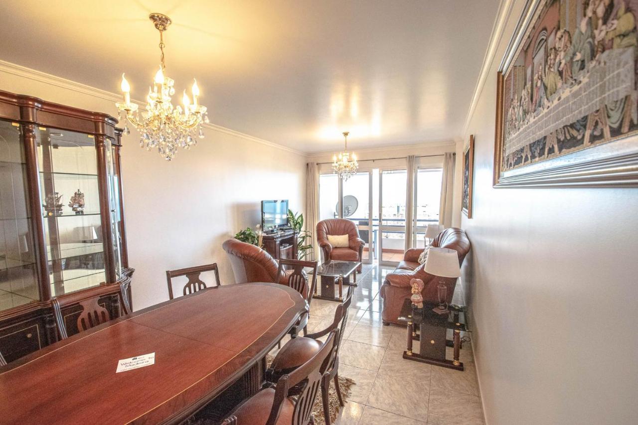 Sea And Sunset View Apartment In Funchal Esterno foto